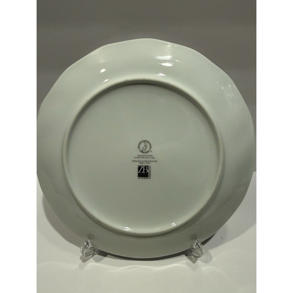 Beatrix Potter Peter Rabbit Scalloped 10 ¾" Dinner Plate with Pink Edge - Picture 4 of 5